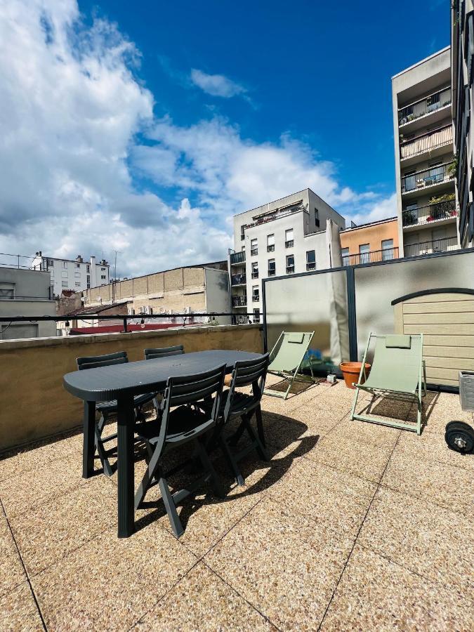 Bel Appartement Avec Terrasse ป็องแต็ง ภายนอก รูปภาพ